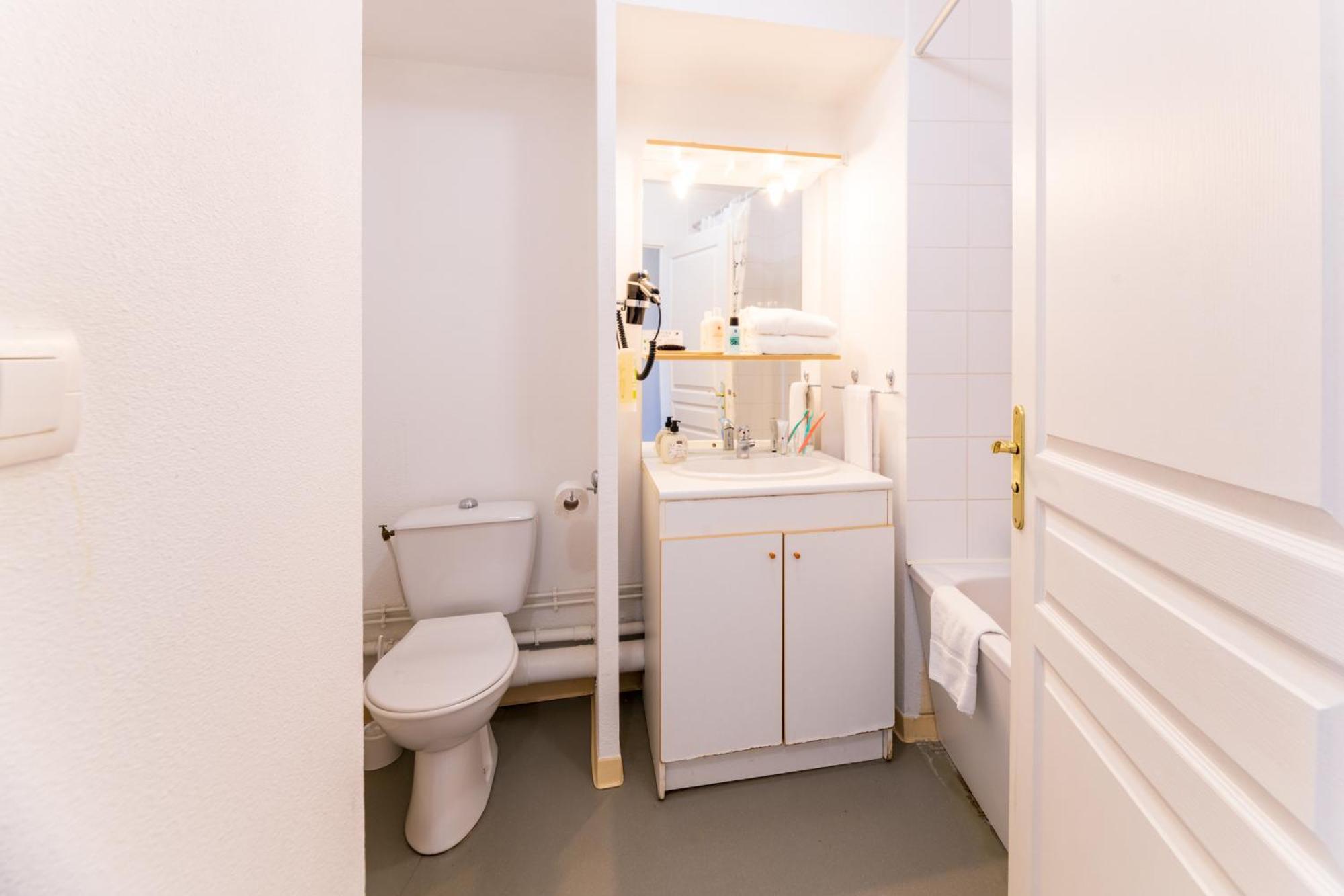 Aparthotel Cerise 3*
