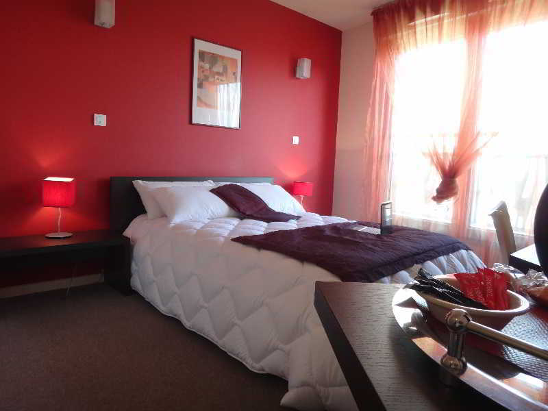 Cerise 3* Valence (Drome)